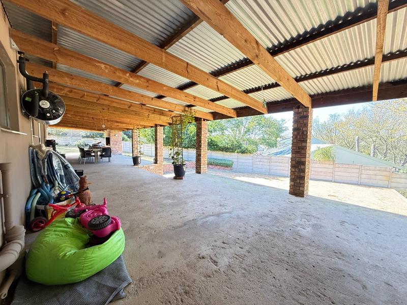 3 Bedroom Property for Sale in Die Wingerd Western Cape